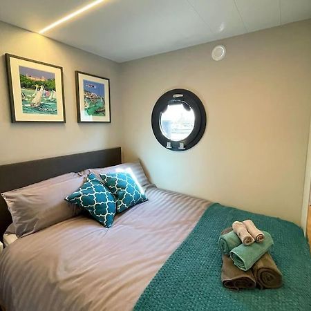 Yarmouth Waterlodge Floating Apartments 2 Dış mekan fotoğraf