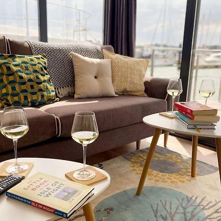 Yarmouth Waterlodge Floating Apartments 2 Dış mekan fotoğraf
